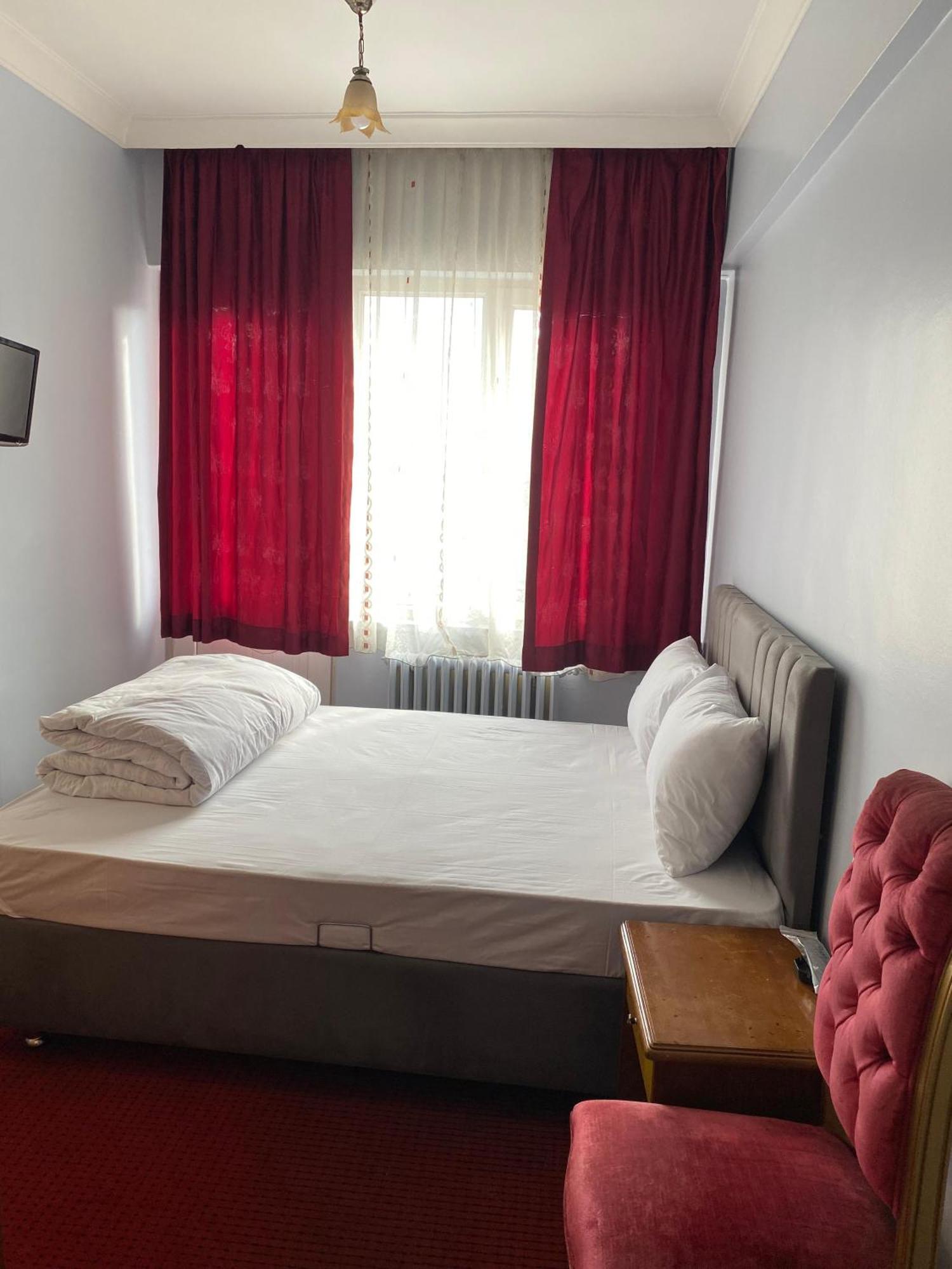 Oez Altinbasak Otel Ankara Exteriör bild